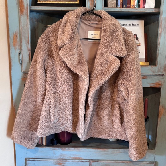 Hollister Jackets & Blazers - Hollister size small jacket
